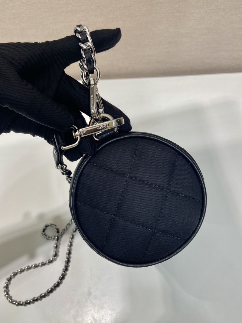 Pra*a hobo bags